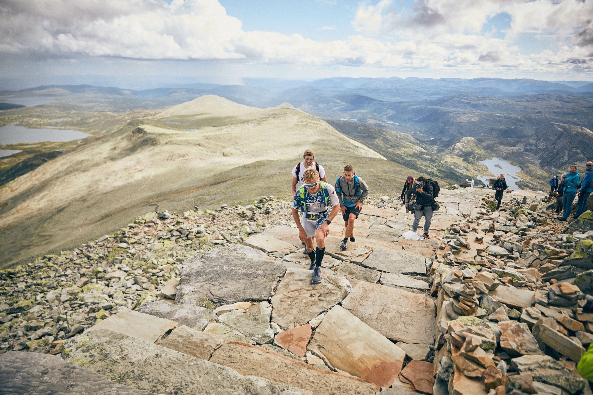 Αυτός είναι ο πιο δύσκολος αγώνας αντοχής στον κόσμο και είναι μόνο για 290 άτομα – Ενα τρίαθλο στόχος ζωής