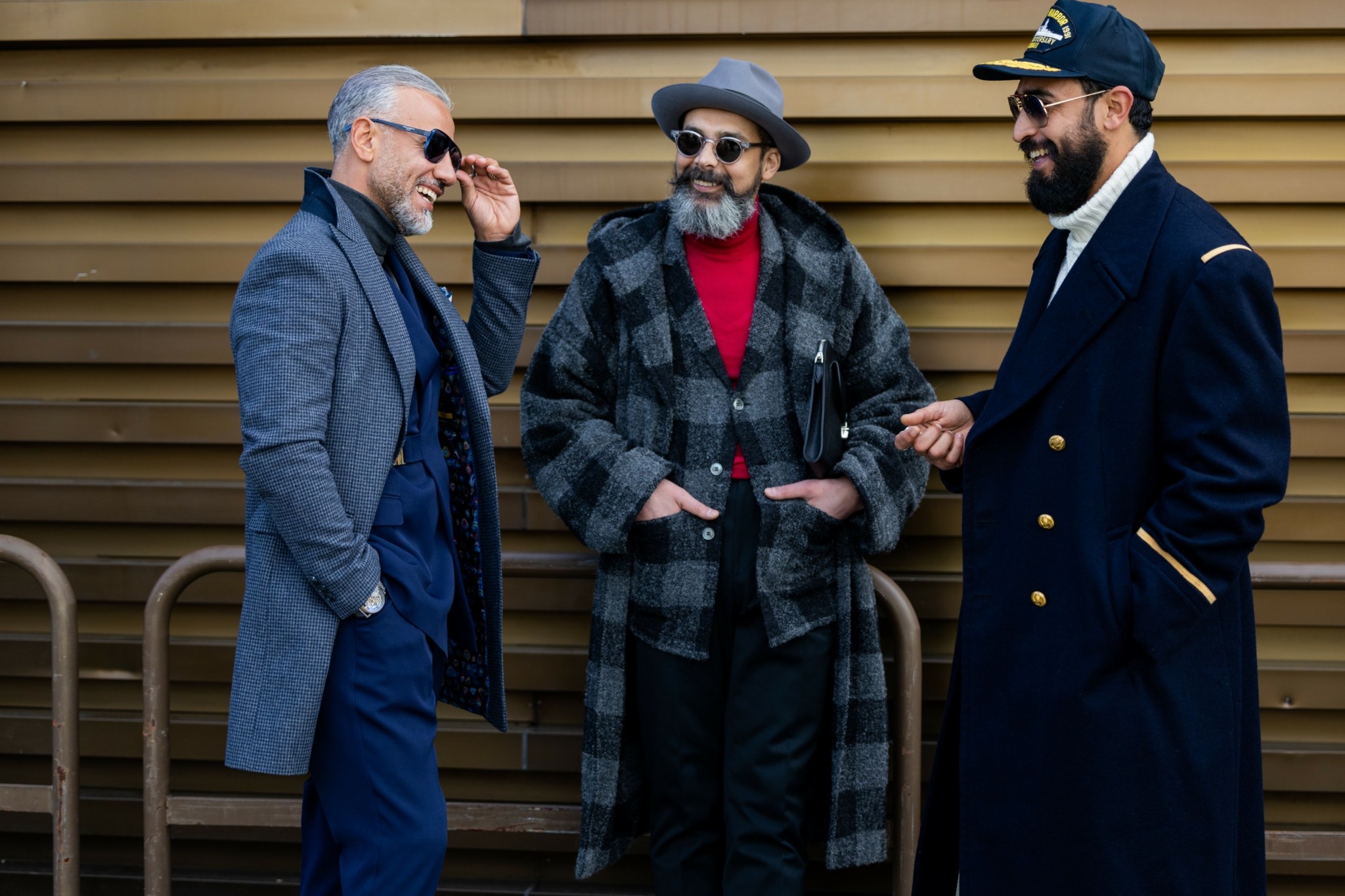 Αυτή είναι η γιορτή του ανδρικού στυλ – Τα πιο “ψαγμένα” και εκκεντρικά ντυσίματα που κάνουν τον γύρο του κόσμου