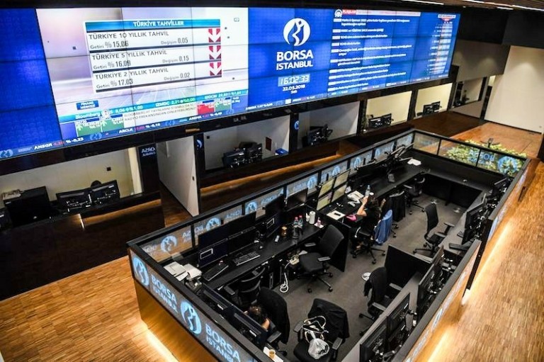 Οι Τούρκοι traders προετοιμάζονται για μεγαλύτερη μεταβλητότητα μετά τη σύλληψη Ιμάμογλου