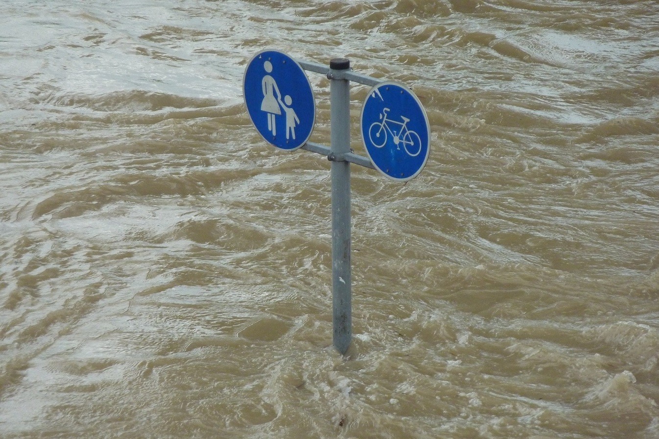 Πλημμύρες και κατολισθήσεις από την καταιγίδα «Χανς» σε Σουηδία και Νορβηγία