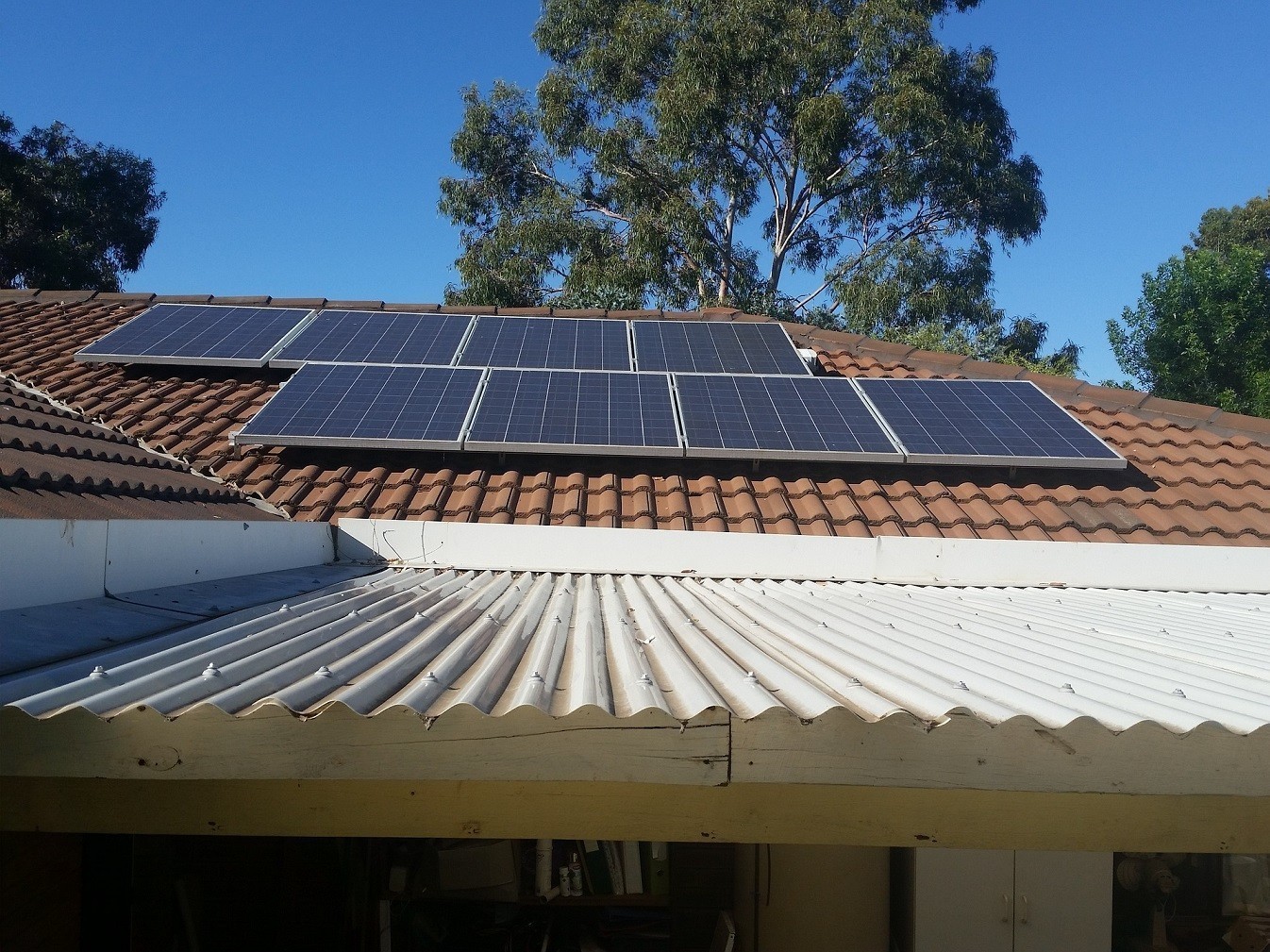 Επιχειρηματικές Ενεργειακές Κοινότητες και Φωτοβολταϊκά στη στέγη με μπαταρία – Ευκαιρίες και προοπτικές