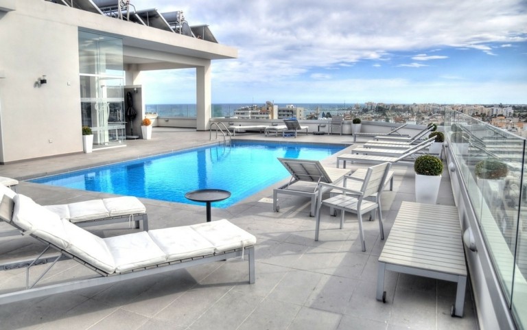 Τράπεζα Πειραιώς: Έρχονται επενδύσεις σε τουρισμό 4 και 5 αστέρων – Νέες εκταμιεύσεις €600 εκατ. το 2022