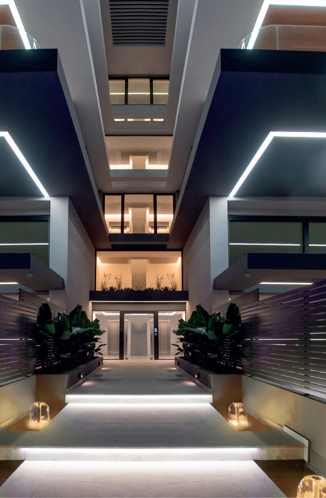 Rentoumis Architectural Construction: Η νέα όψη της Αθηναϊκής Ριβιέρας