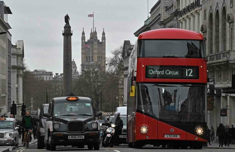 Λονδίνο: Η δεύτερη πιο ακριβή πόλη στον κόσμο για τους οδηγούς (πίνακες)
