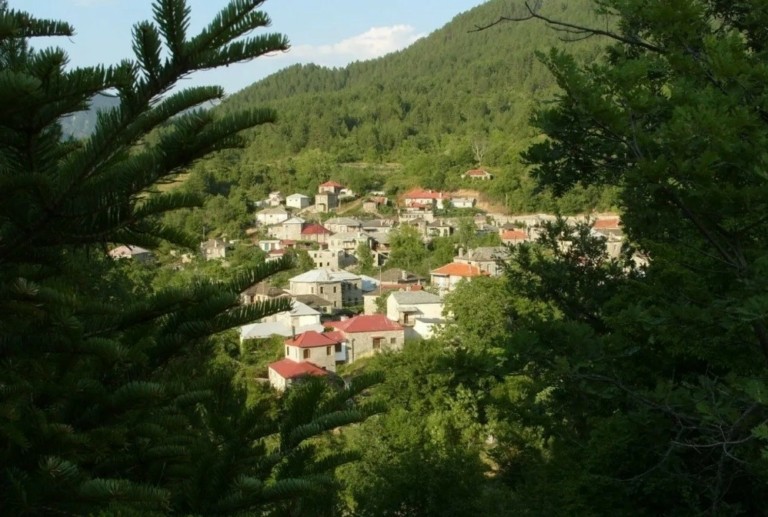 Ελλάδα: Επτά προορισμοί όπου απαγορεύονται τα αυτοκίνητα