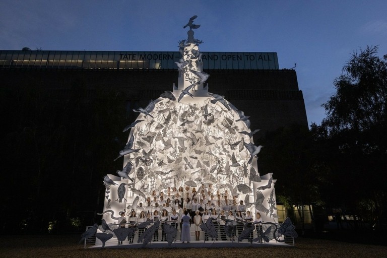 H designer που δημιουργεί τις πιο θεαματικές συναυλίες όλων των εποχών – Η τεχνολογία στην υπηρεσία μιας ιδιοφυΐας