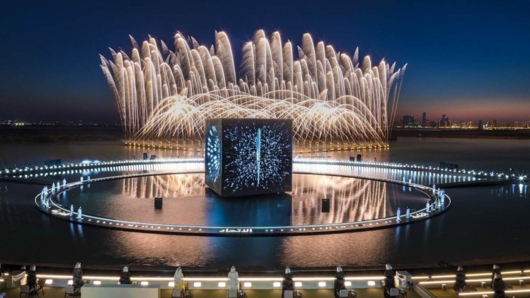 H designer που δημιουργεί τις πιο θεαματικές συναυλίες όλων των εποχών – Η τεχνολογία στην υπηρεσία μιας ιδιοφυΐας