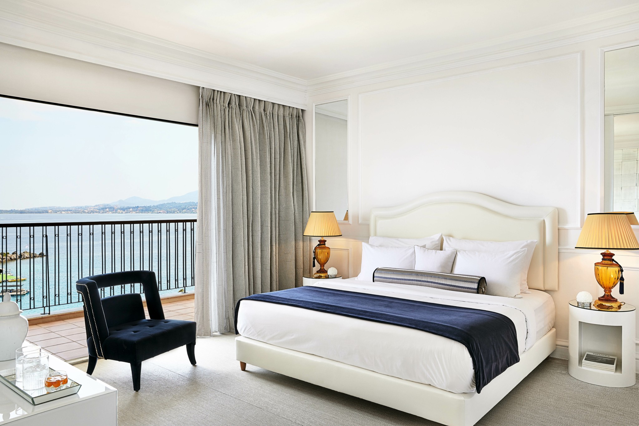 Δωμάτιο με Θέα: Η Imperial Suite Sea View του Grecotel Corfu Imperial