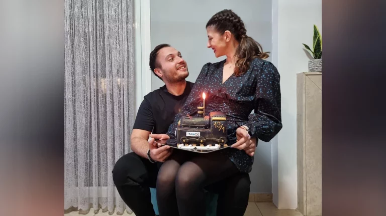 Το ΥΠΕΞ ζήτησε από την Τουρκία να δώσει άδεια στον κρατούμενο πατέρα του μηχανοδηγού να παραστεί στην κηδεία του παιδιού του