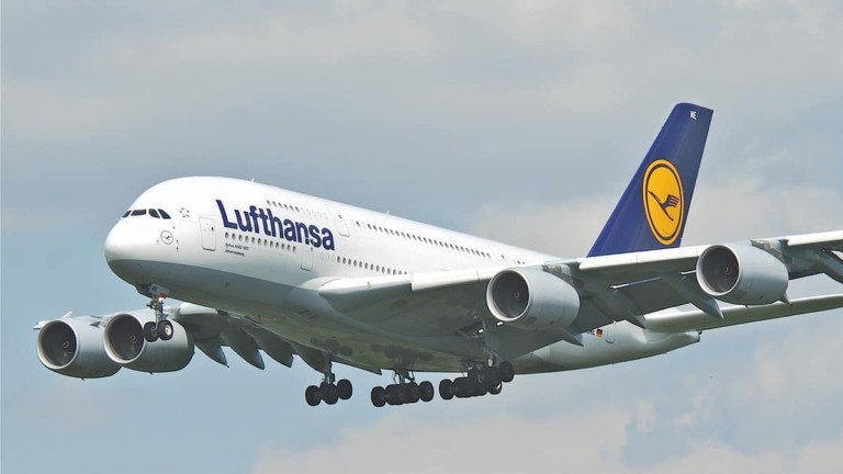 Lufthansa: Αναμένει ανάκαμψη του τουρισμού και των αερομεταφορών φέτος