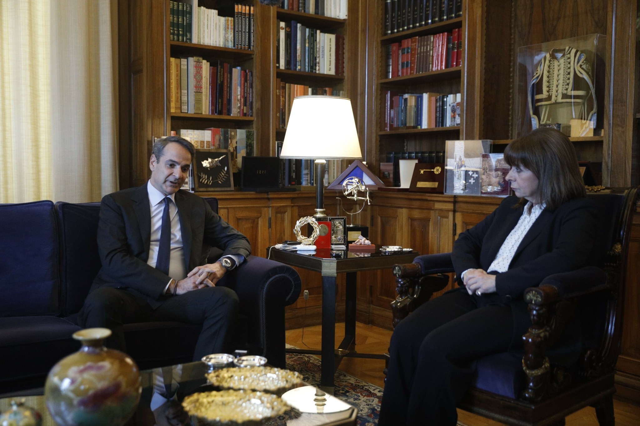 Μητσοτάκης προς Σακελλαροπούλου: Απόλυτη διαφάνεια και μέγιστη ταχύτητα στην έρευνα για την τραγωδία (vid)