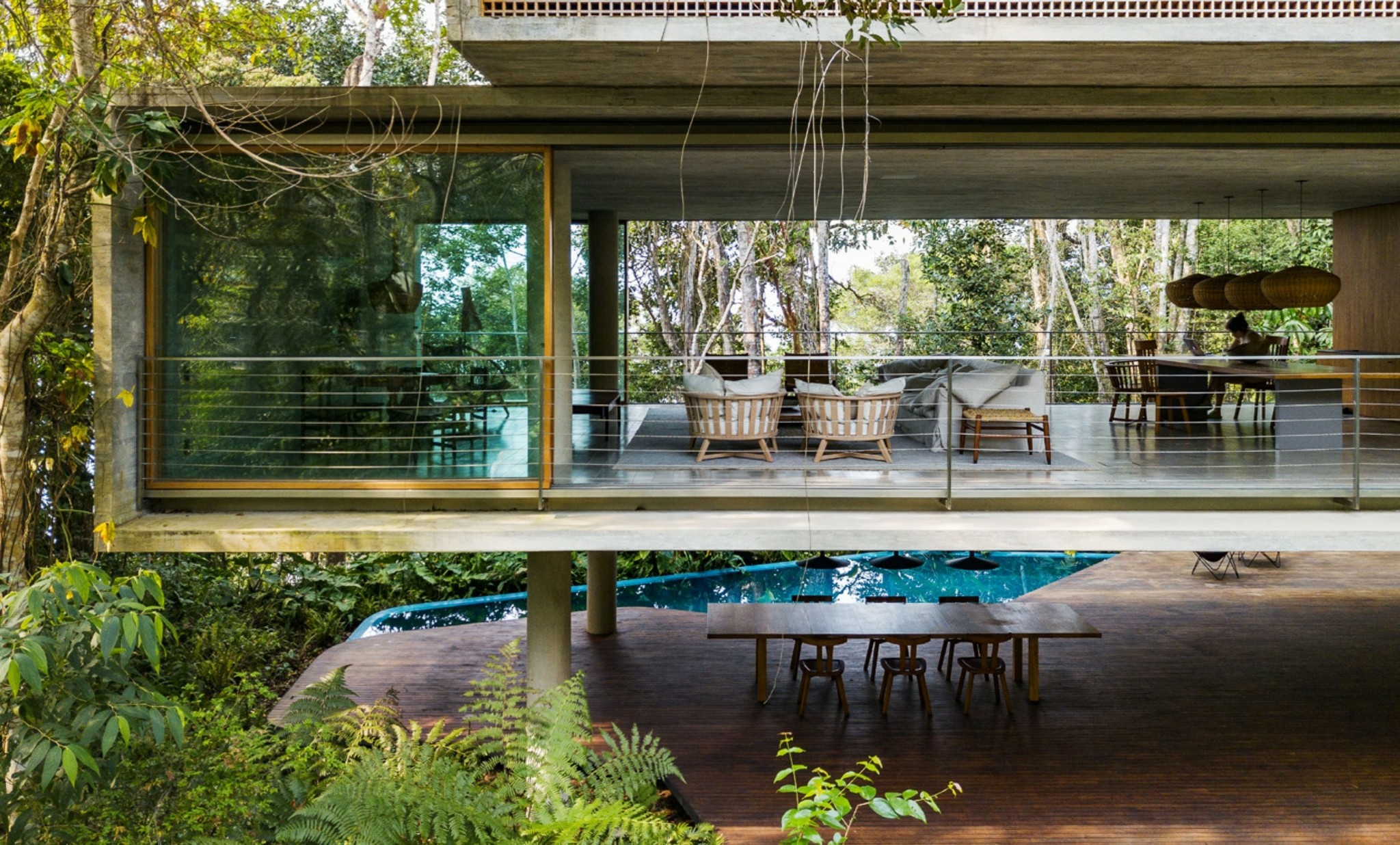 Απίστευτες βραβευμένες κατοικίες μοντέρνας αρχιτεκτονικής στη μέση της ζούγκλας