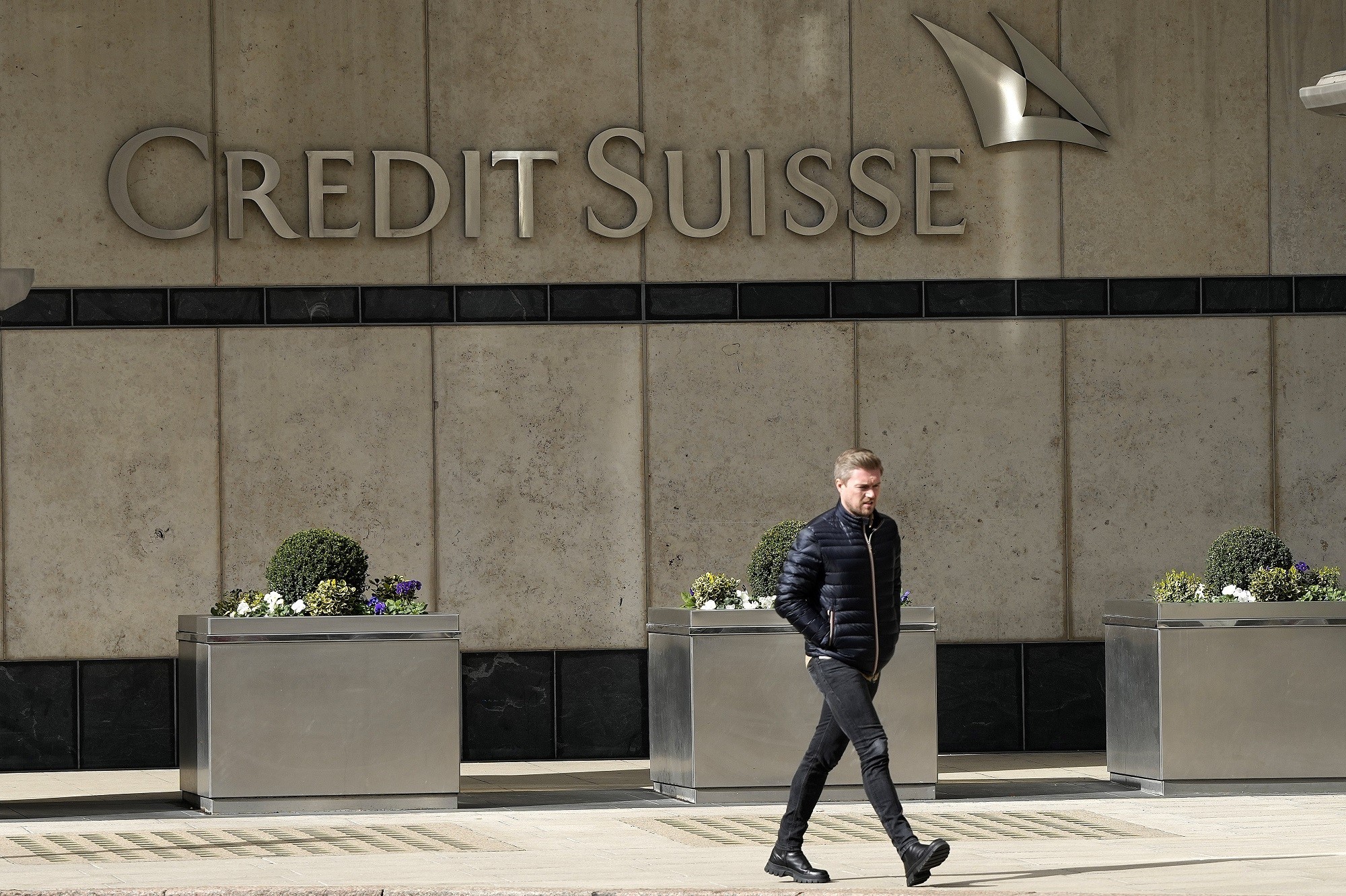 Συνεχίζεται η «αιμορραγία» της Credit Suisse: Εκροές 6 δισ. δολ. (γράφημα)