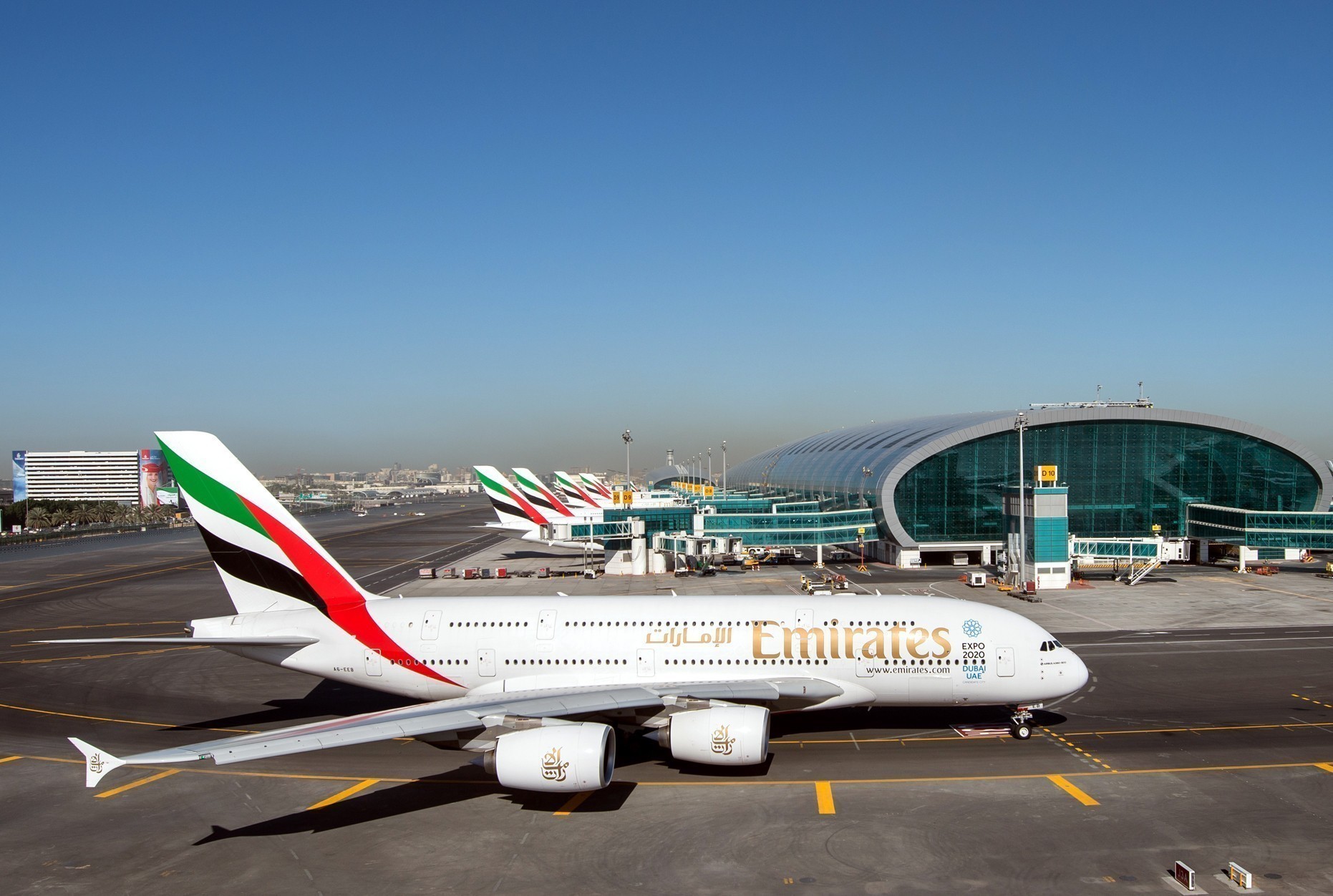 Emirates: Eνισχύει τη δραστηριότητά της σε παγκόσμιο επίπεδο – Στόχος η εξυπηρέτηση της αυξημένης ζήτησης το καλοκαίρι