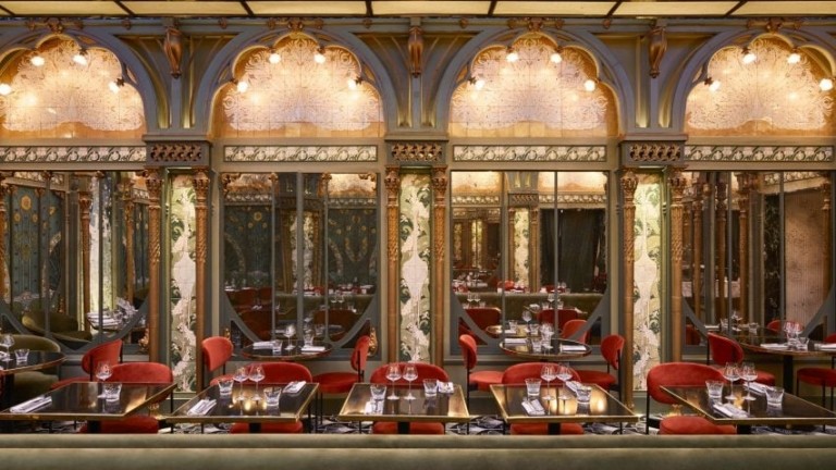 Μέσα στα πιο μεγαλοπρεπή εστιατόρια του κόσμου – Πίνακες, γλυπτά και έργα Τέχνης σε μια εμπειρία extravaganza