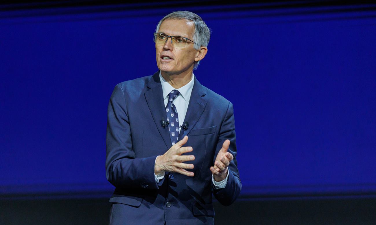 Κάρλος Ταβάρες: Τα συνθετικά καύσιμα δεν θα επηρεάσουν την «ηλεκτρική» μετατόπιση στην αυτοκινητοβιομηχανία