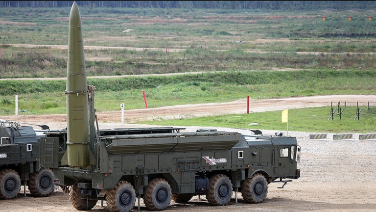 ΗΠΑ: «Δεν υπάρχουν ενδείξεις ότι η Ρωσία σχεδιάζει να χρησιμοποιήσει πυρηνικά όπλα»