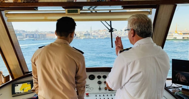 Αυξήθηκε ο αριθμός των Ελλήνων ναυτικών που επιλέγουν να εργαστούν στα γραφεία των ναυτιλιακών εταιρειών – Αριθμούν 1.024