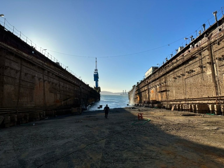 ΟΝΕX: Αναβαθμίζεται σημαντικά η επιχειρησιακή λειτουργία των Ναυπηγείων Ελευσίνας