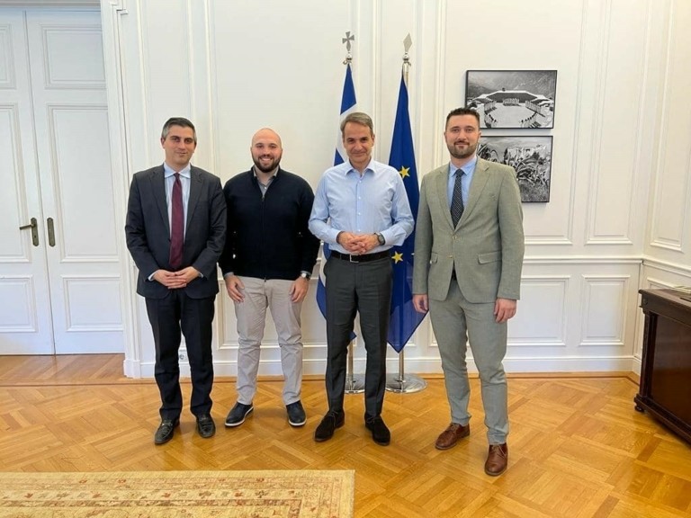 Μαξίμου: Μητσοτάκης και Δήμας συναντήθηκαν με τους ιδρυτές της Augmenta (pic)