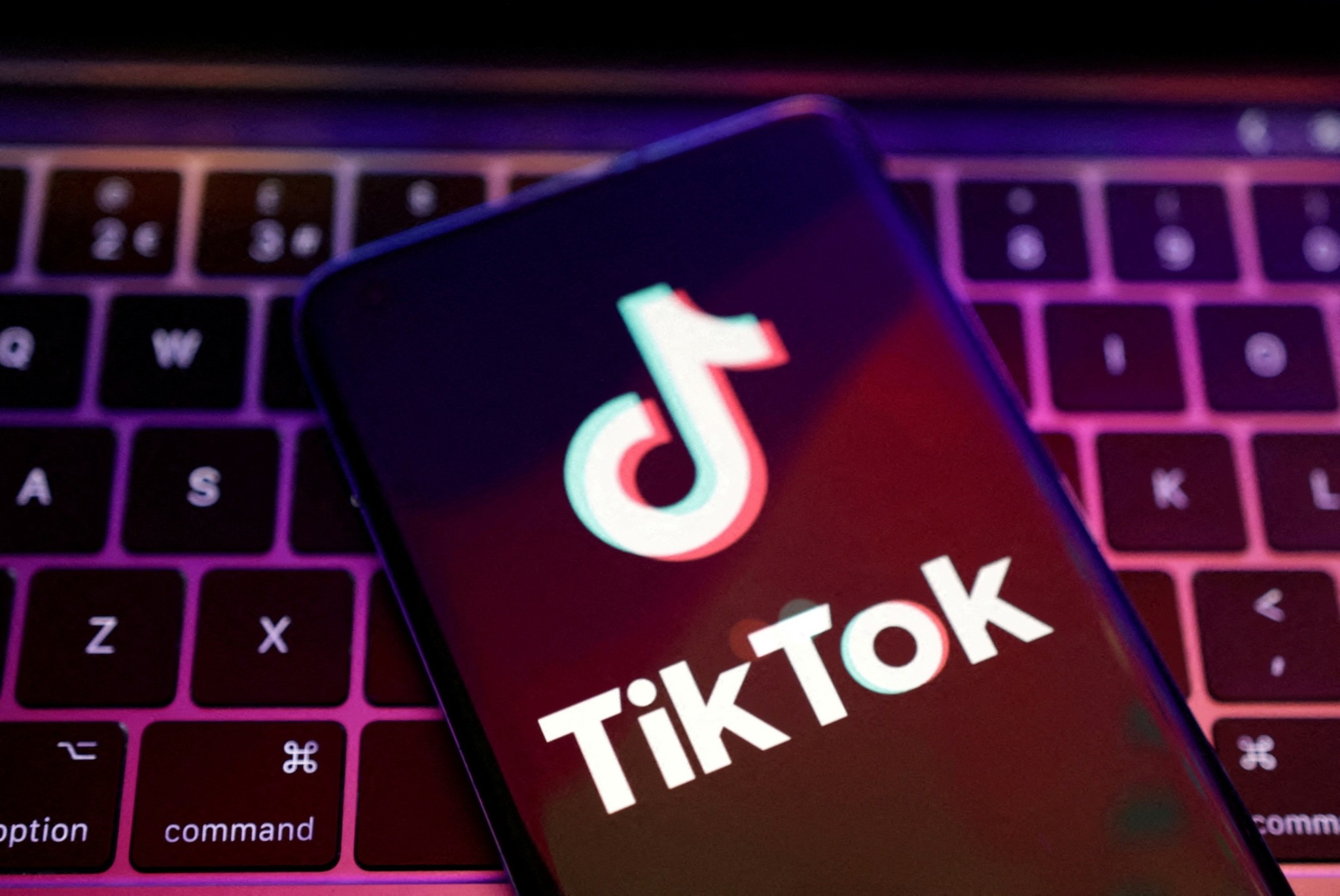 Βιετνάμ: Απειλεί με απαγόρευση του TikTok λόγω τοξικού και ψευδούς περιεχομένου