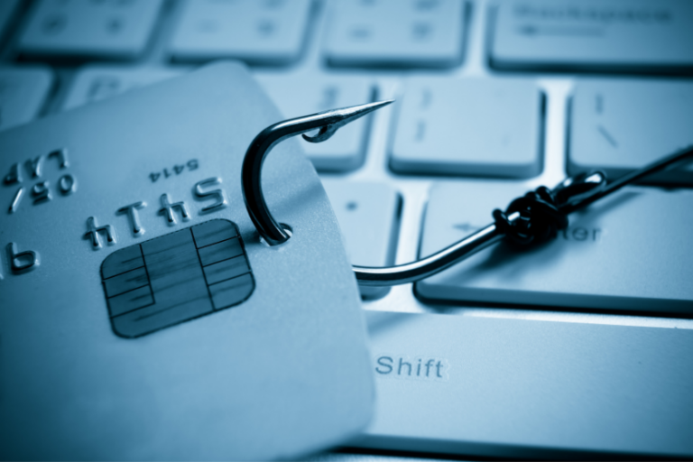 Πασχαλινές αγορές και Διαδίκτυο: Πώς να προστατευτείτε από επιθέσεις phishing