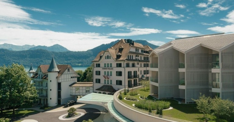 H πρωτοποριακή θεραπεία του κορυφαίου spa στον κόσμο – Ενα “παλάτι” στην καρδιά των ελβετικών Αλπεων