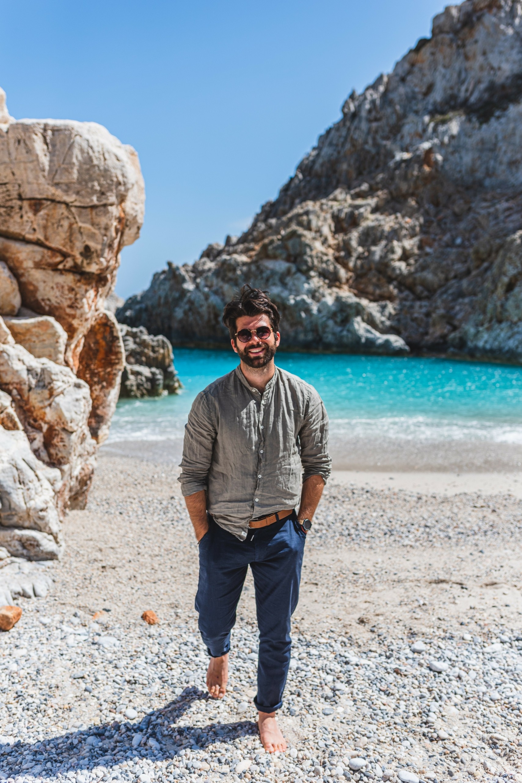 “Αυτή είναι η κορυφαία ελληνική παραλία” – Η συναρπαστική ιστορία πίσω από την έκδοση 100 Μαγευτικές Ελληνικές Παραλίες, που κυκλοφορεί την Κυριακή με το Θέμα