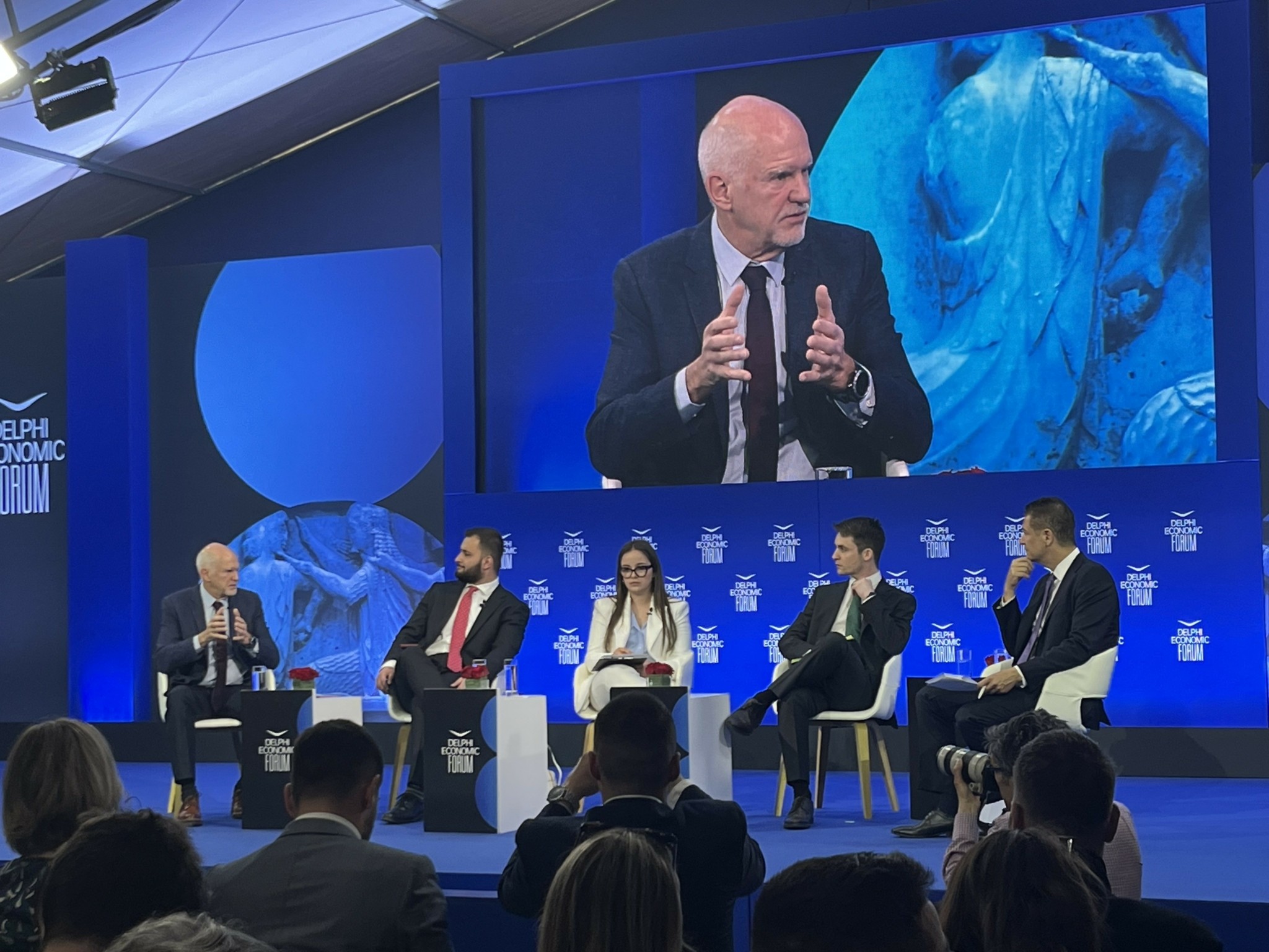 Παπανδρέου από Δελφούς: Οι αλλαγές και οι λύσεις θέλουν αγώνα, με τη δική μας συμμετοχή