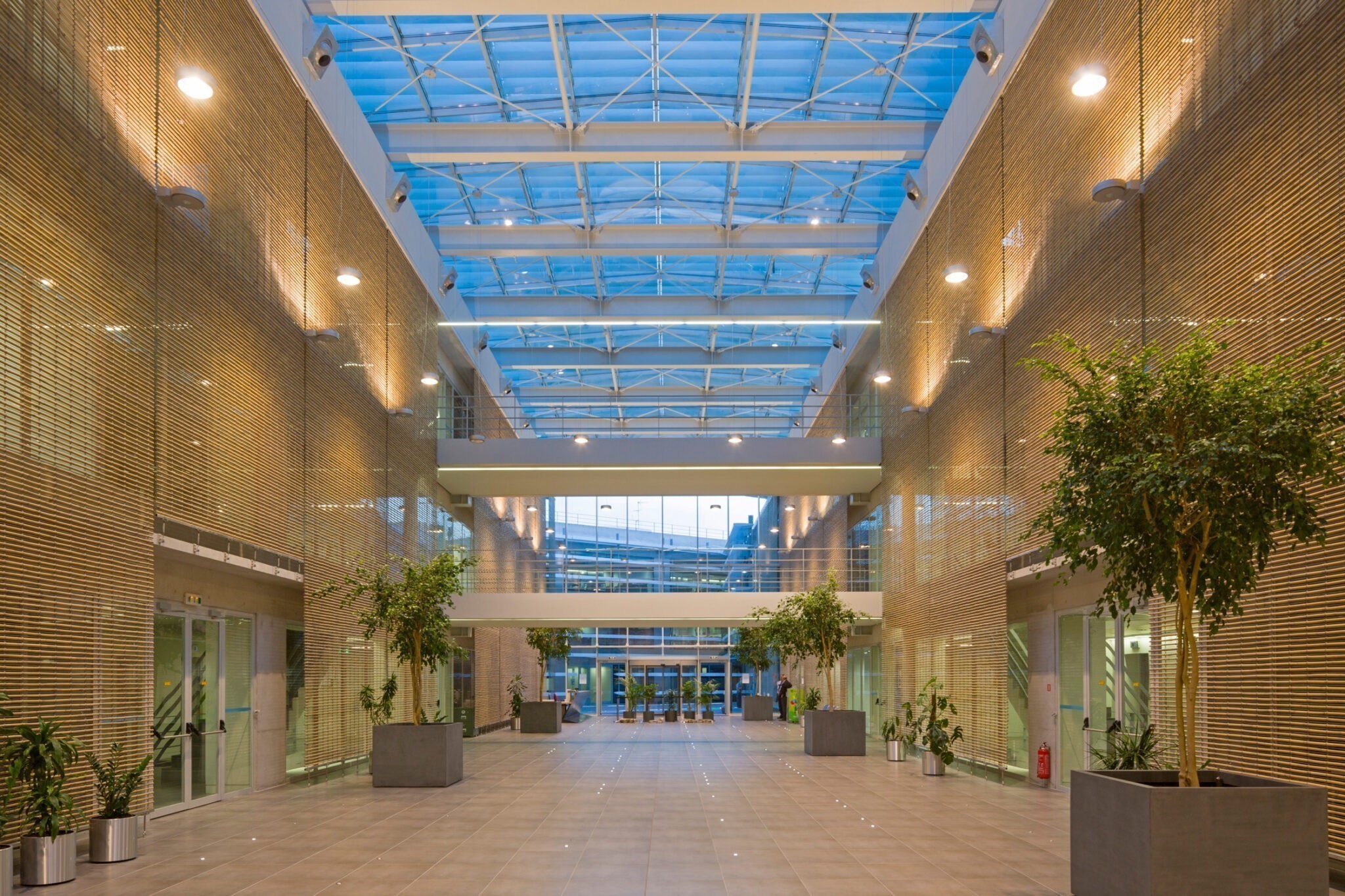 Prodea Ιnvestments: Το «lifting» στο γραφειακό πάρκο της Παιανίας και ο νέος σταθμός του προαστιακού (pic)