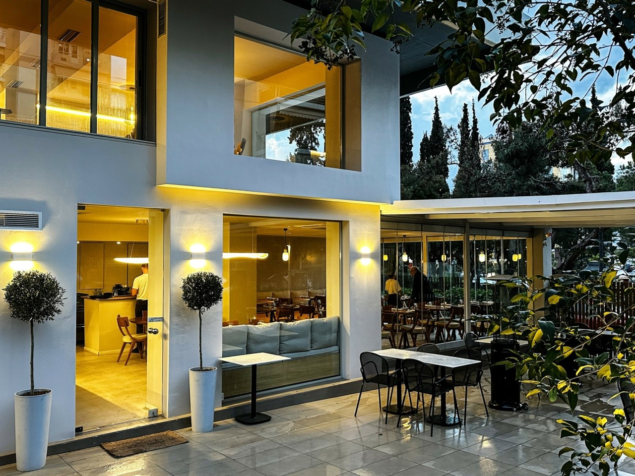 Monk’s Beard: Μια εμπνευσμένη εμπειρία comfort fine food στα κάρβουνα ...