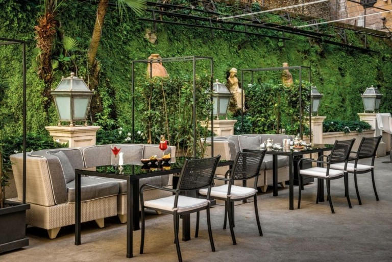 Δωμάτιο με θέα: Hassler Penthouse, η πολυσυζητημένη σουίτα της Ρώμης με την συγκλονιστική θέα