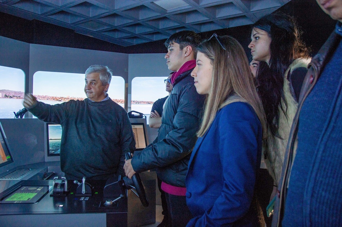 HELMEPA: Ολιστικό θαλασσινό εργαστήριο για τη σταδιοδρομία των νέων (pics)