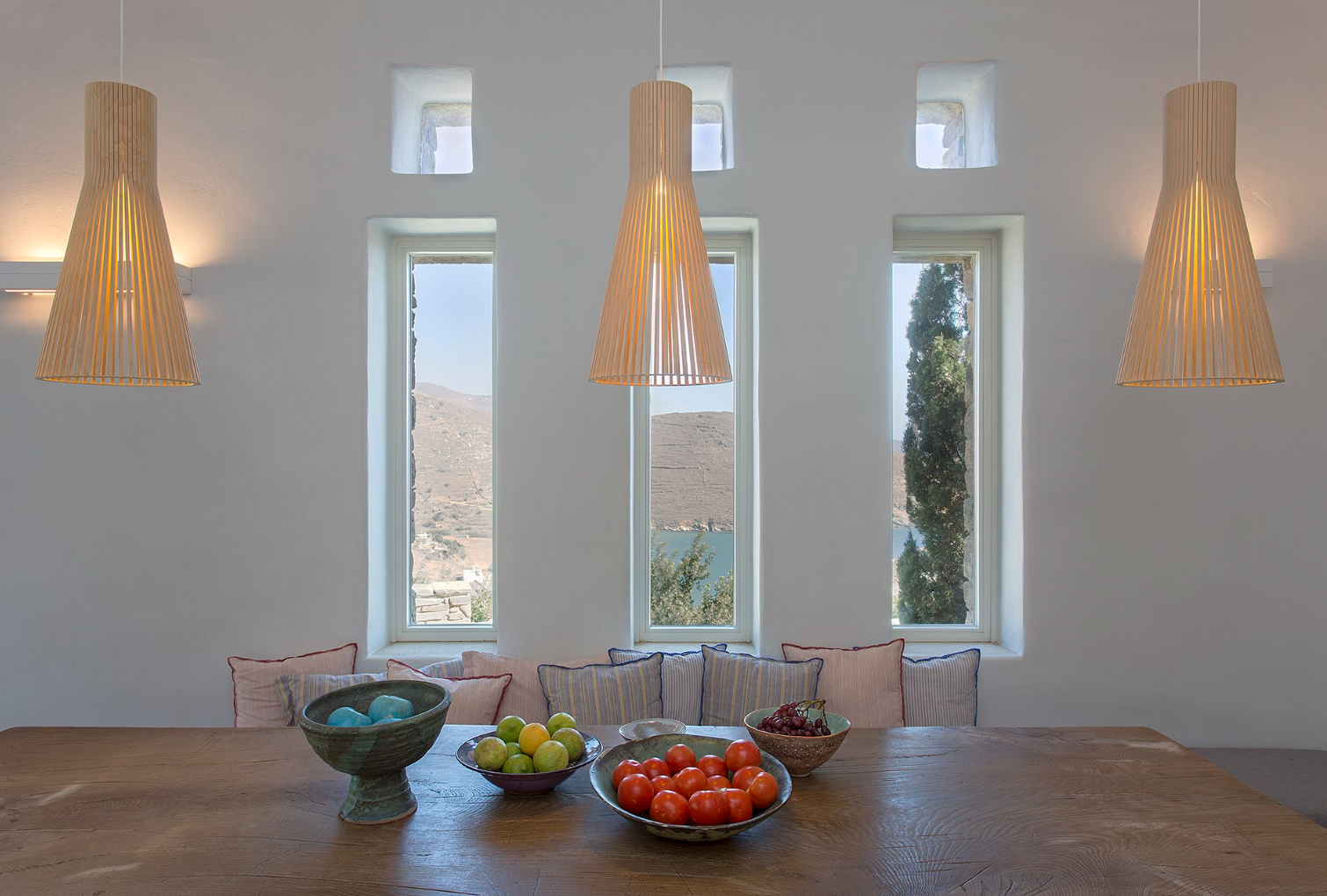 5 εντυπωσιακές (και πανάκριβες) βίλες στην Τήνο για ενοικίαση – Η απόλυτη άνεση με θέα στο απέραντο μπλε