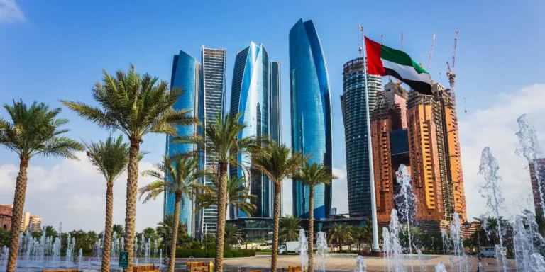 Κολοσσιαίο fund καθαρής ενέργειας έχουν στα «σκαριά» τα Ηνωμένα Αραβικά Εμιράτα