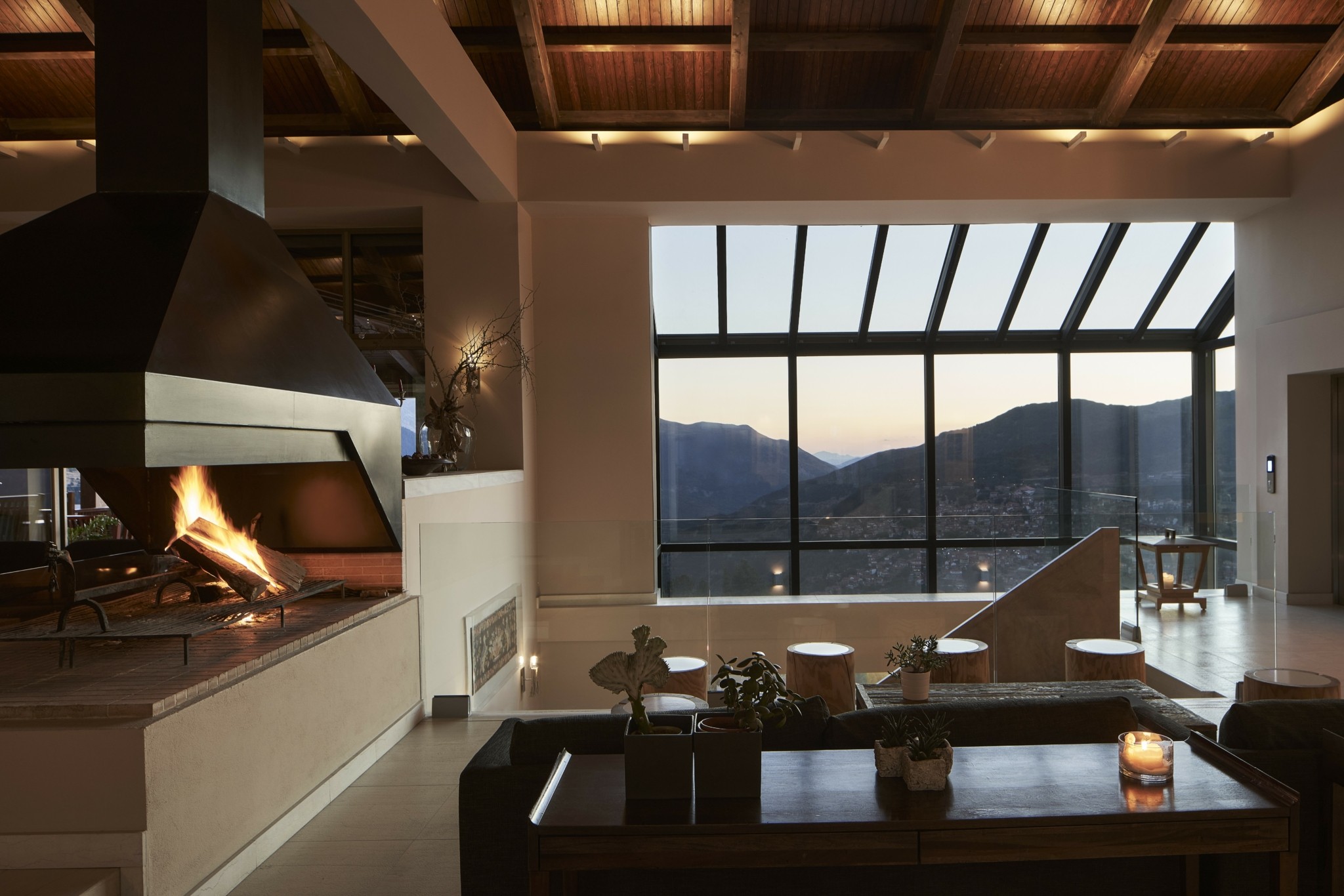 Δωμάτιο με Θέα: Η Panorama Suite του Grand Forest στο Μέτσοβο