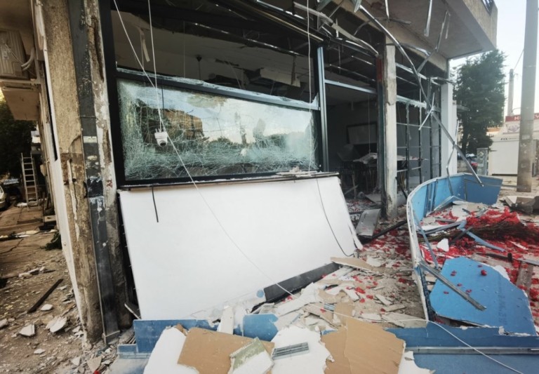 Iσχυρή έκρηξη σε καφετέρια στο Νέο Ηράκλειο
