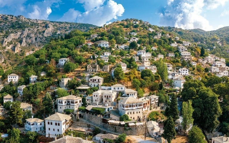 Αυξημένες κρατήσεις για το Πάσχα στους παραδοσιακούς προορισμούς