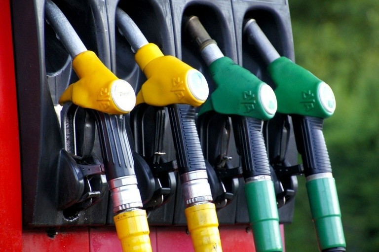 Πρόεδρος βενζινοπωλών Αττικής: Γιατί ανεβαίνει η τιμή στα καύσιμα (vid)