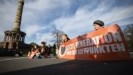 Γερμανία: Μπλόκο σε 30 δρόμους στο Βερολίνο έχει προκαλέσει η οργάνωση για το κλίμα «Τελευταία Γενιά»
