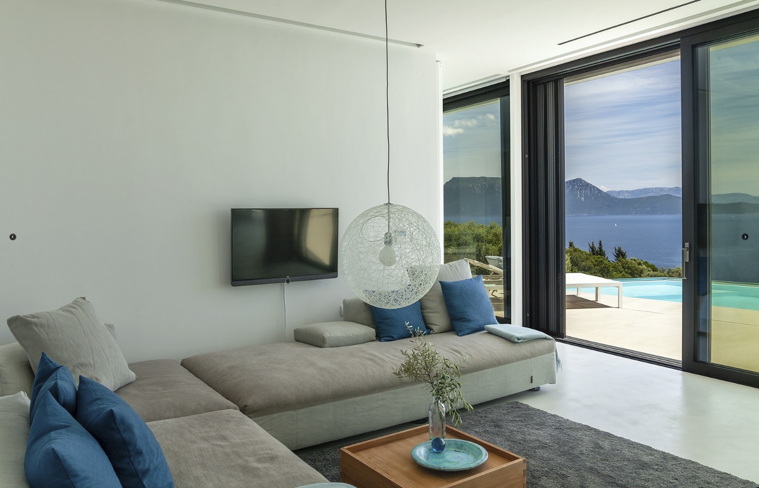 5 εντυπωσιακές βίλες προς ενοικίαση στο Μεγανήσι – Ονειρεμένες κατοικίες στον μικρό παράδεισο του Ιονίου