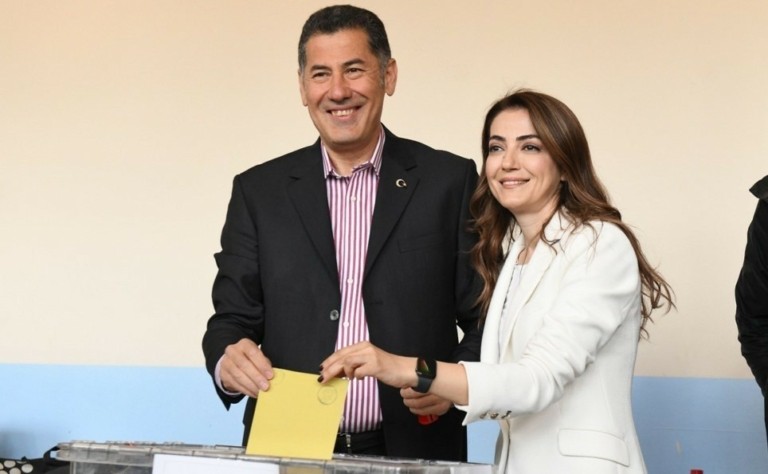 Τουρκία-εκλογές: Τον Ερντογάν ανακοίνωσε πως στηρίζει ο ρυθμιστής Σινάν Ογκάν