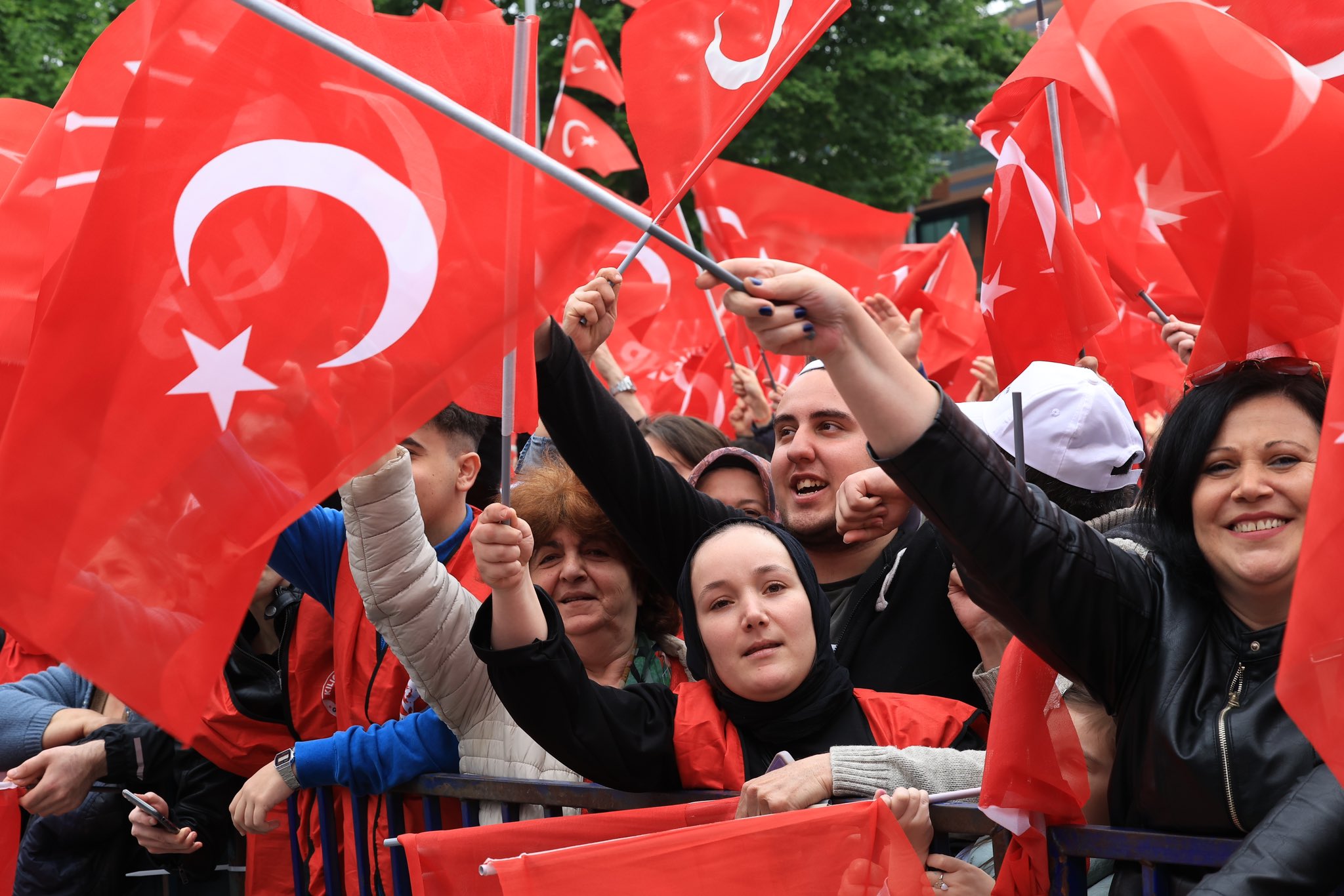 Η Τουρκία στον δρόμο της δεύτερης κάλπης – Τι βλέπουν οι αναλυτές και οι αγορές