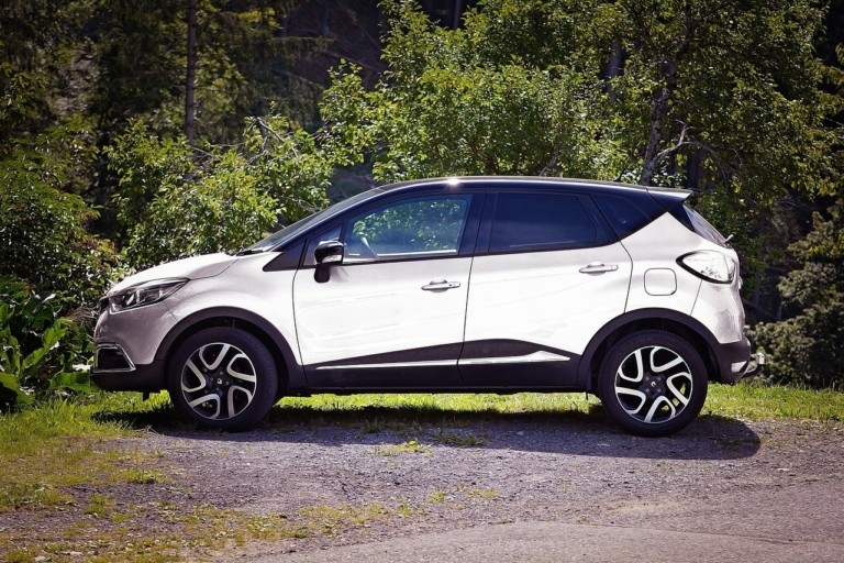 Μειώνεται η ζήτηση για SUV στην Ελλάδα – Τι δείχνουν τα στοιχεία