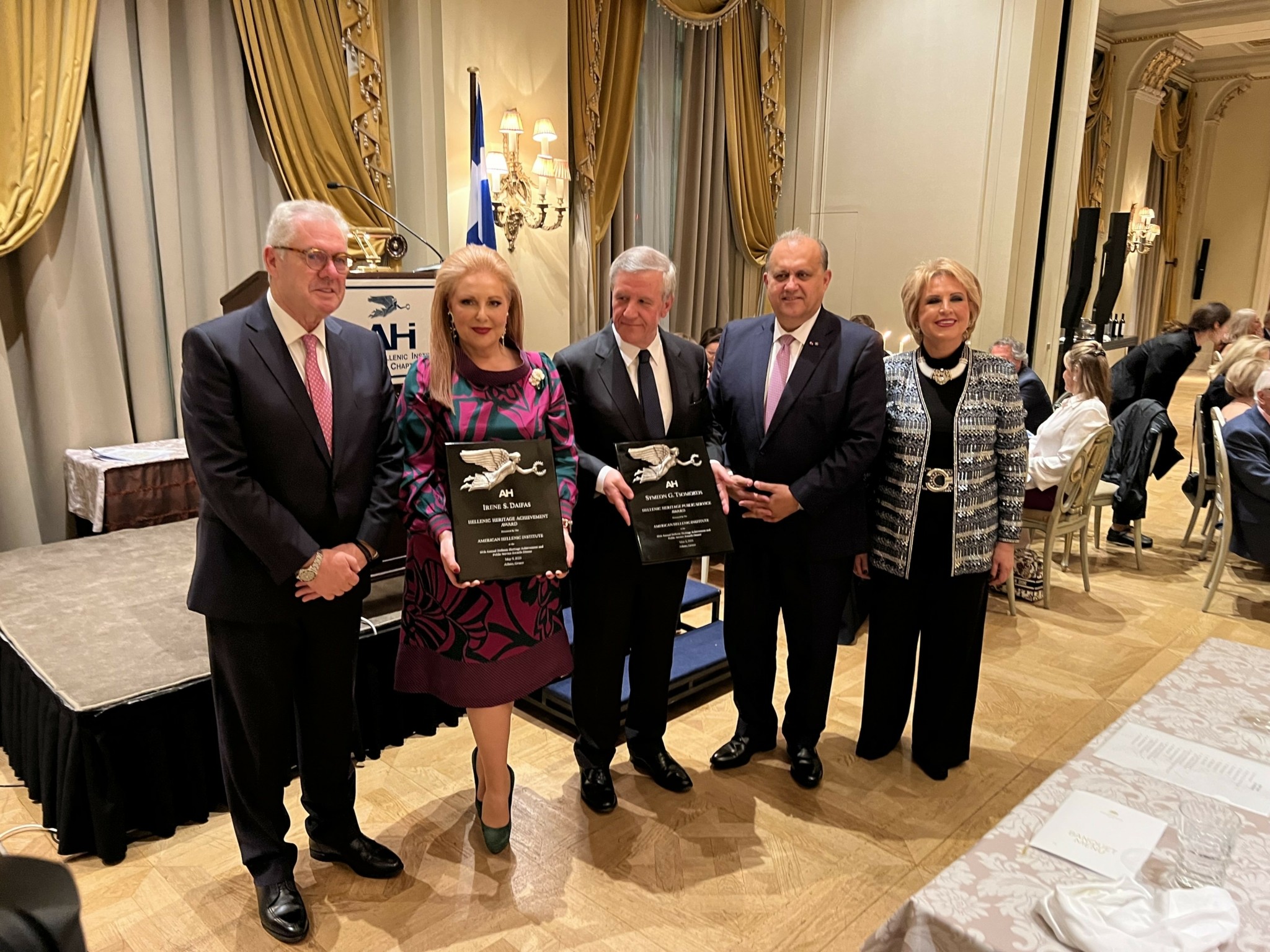 Το American Hellenic Institute τίμησε την Ειρήνη Νταϊφά και τον Συμεών Τσομώκο