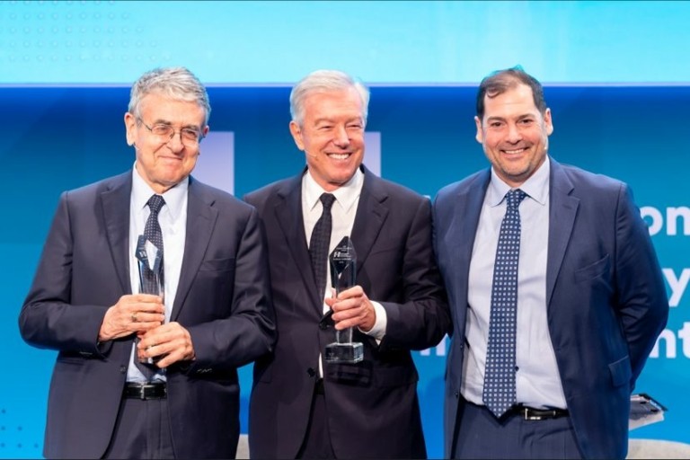 «Lifetime Achievement Award»: Βραβεύτηκαν Σταύρος και Ανδρέας Ανδρεάδης για τη συνεισφορά τους στον κλάδο φιλοξενίας