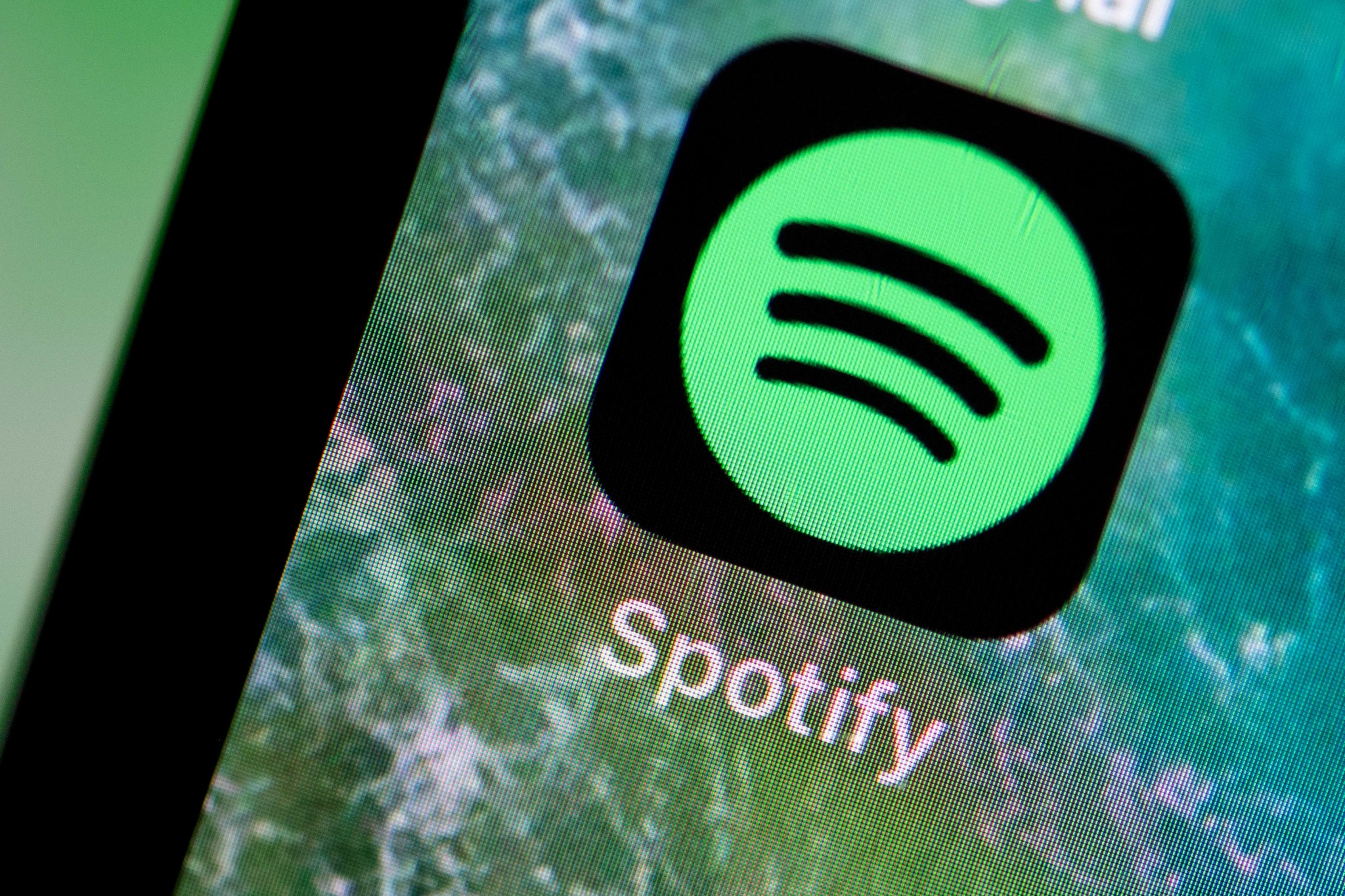 Spotify: Οι μέτοχοι πιέζουν τον κολοσσό του streaming για ακριβότερες συνδρομές