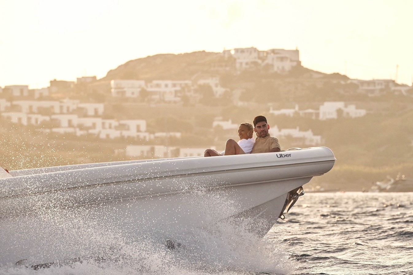 Το Boat στην Μύκονο – Κράτηση για εκδρομές με ένα κλικ (pics)