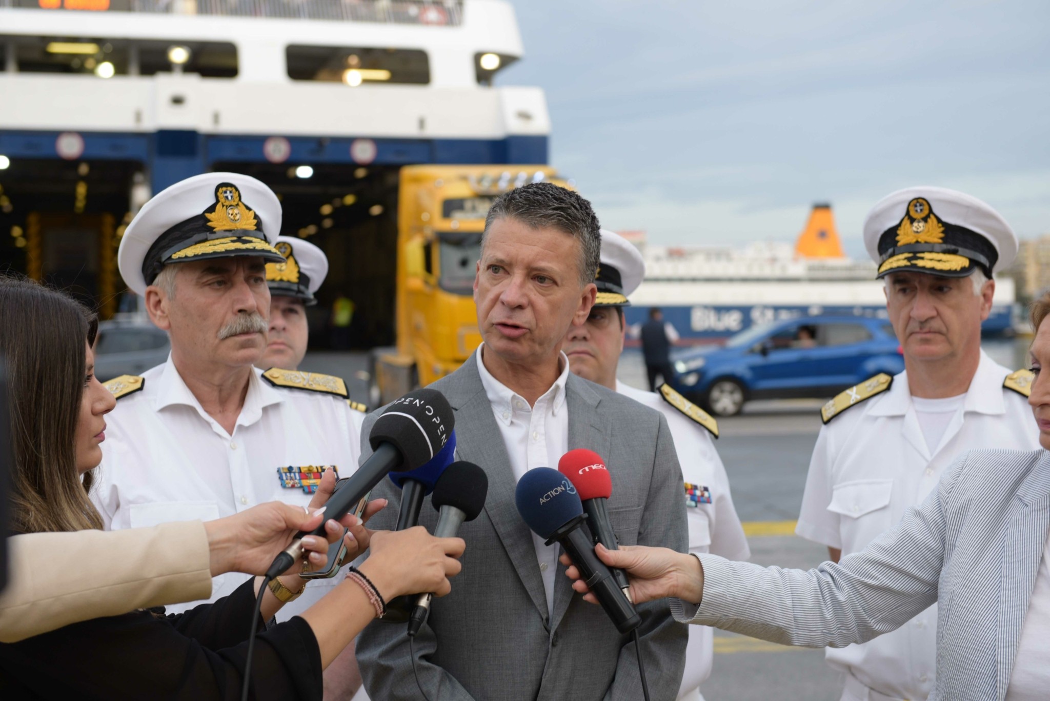 Κλιάρης από το λιμάνι του Πειραιά: «Γίνονται τακτικοί και έκτακτοι έλεγχοι για να διαπιστωθεί το αξιόπλοο των πλοίων»
