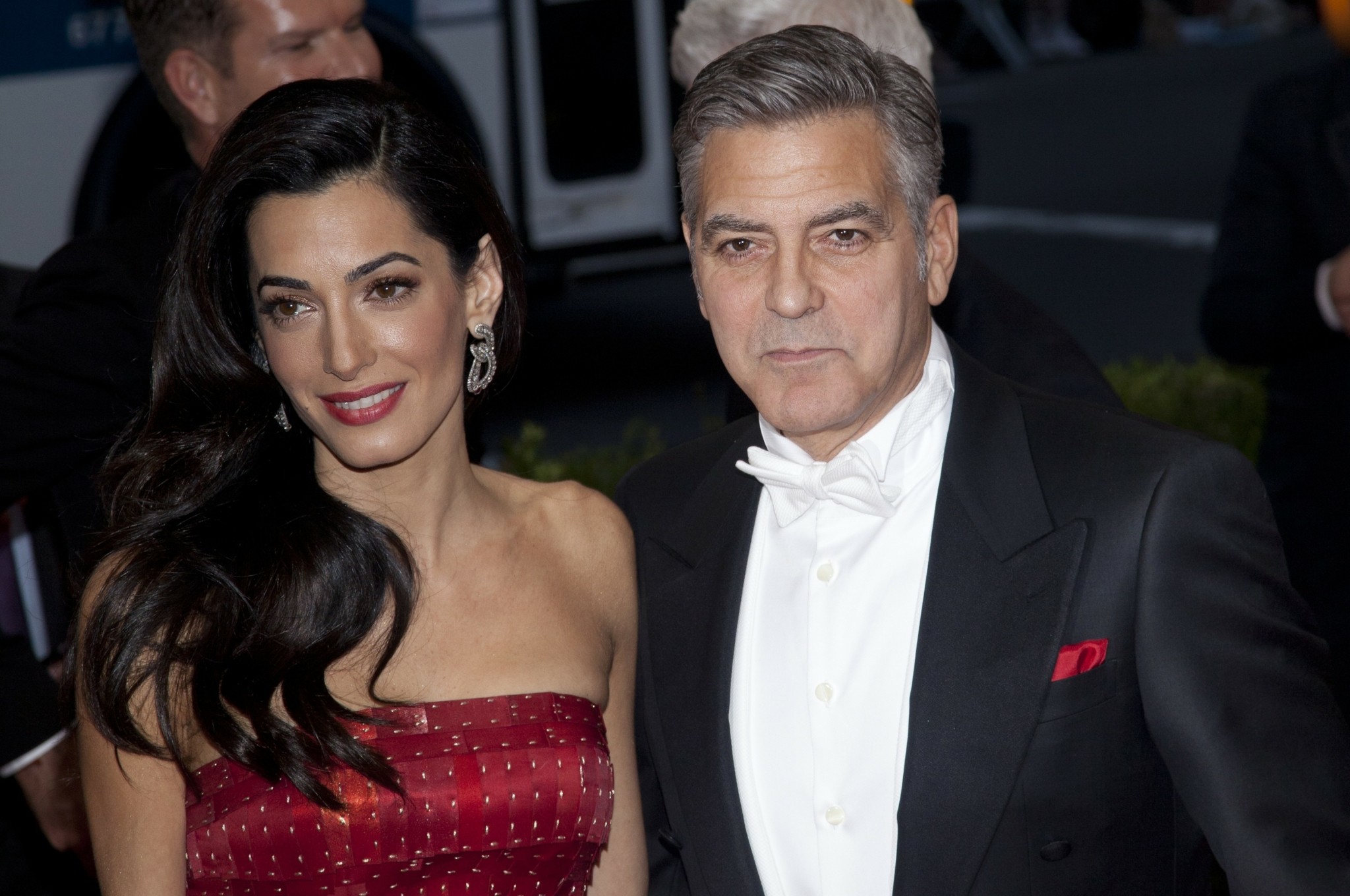 Αμάλ Κλούνεϊ – Η γεμάτη ζωή, το στυλ και η επιρροή της πιο διάσημης δικηγόρου του κόσμου